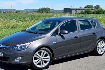 Opel Astra 1.7 CDTI DPF Cosmo