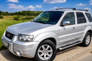 LIFT 3.0 V6+ Gaz Sekw. 4×4 Skóra Navi Hak