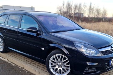 LIFT 1.9 CDTI 150KM OPC Line Xenon Skora Navi