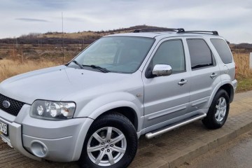 LIFT 3.0 V6+ Gaz Sekw. 4×4 Skóra Navi Hak