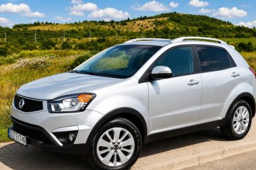SsangYong/KGM Korando 2.0 E-XDi DPF 4WD Automatik Quartz