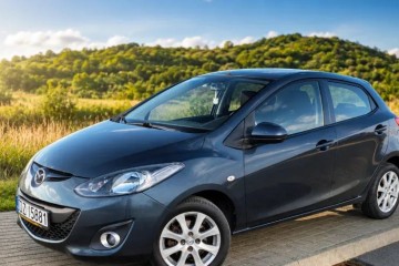 Mazda 2 1.6 MZ-CD Center-Line