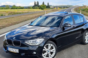 BMW Seria 1 118i Sport Line