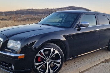 5.7 V8 HEMI+Gaz Sekw. AWD 4x4 Navi BOSTON