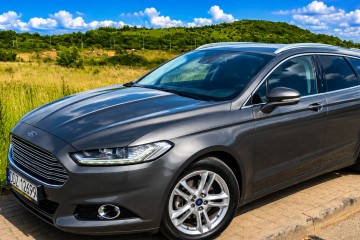 Salon PL TDCI 150KM LED Manual SONY
